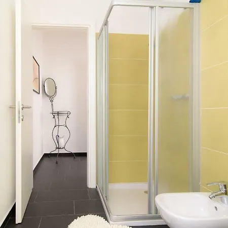 Al Pontile - The House Of Travelers Feriehus