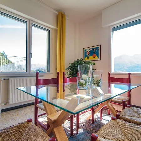 Al Pontile - The House Of Travelers *