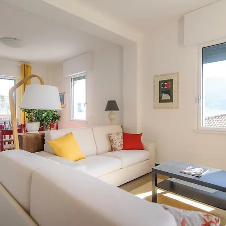 Al Pontile - The House Of Travelers * Sala Comacina