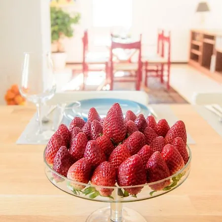 Al Pontile - The House Of Travelers *