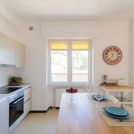 Al Pontile - The House Of Travelers Feriehus