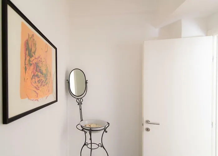 Al Pontile - The House Of Travelers Σπίτι διακοπών Sala Comacina