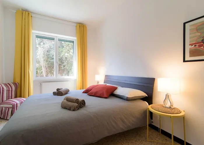 Al Pontile - The House Of Travelers Sala Comacina