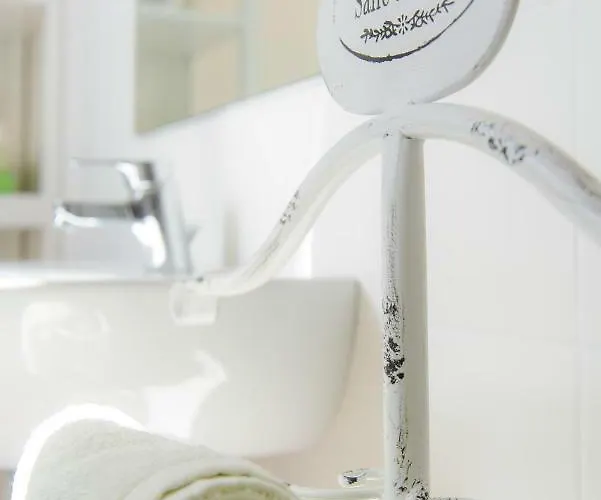 Semesterbostad Al Pontile - The House Of Travelers