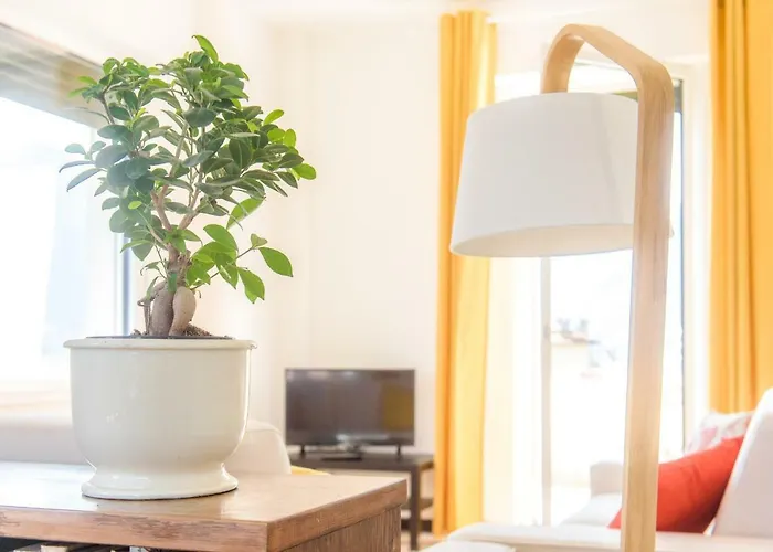 Al Pontile - The House Of Travelers *